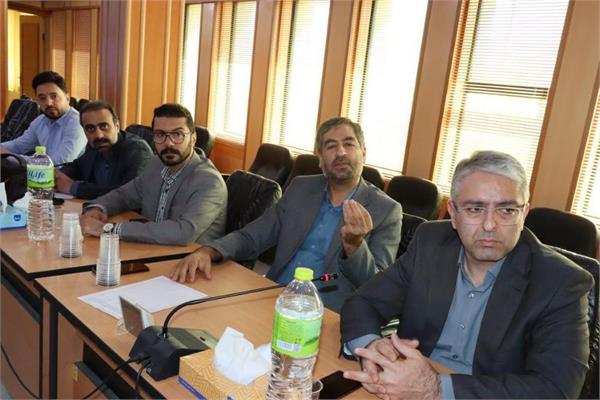 بررسی وضعیت ارتباطی شهرستان ساوه در نشست تخصصی با حضور مسئولان استانی و محلی