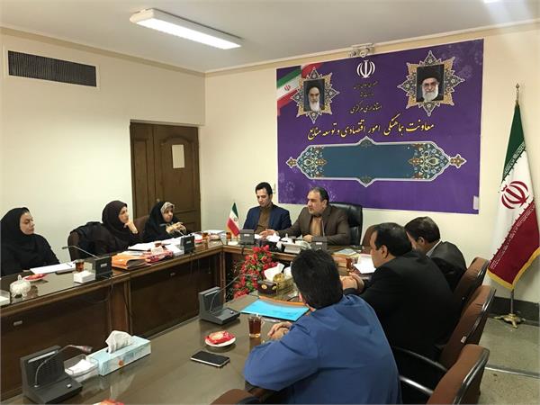 برگزاری جلسه بررسی مشکلات دفاتر پیشخوان دولت در استان مرکزی
