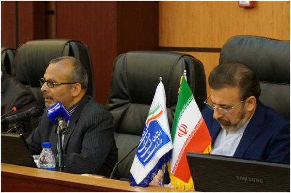 دکتر محمود واعظی در جلسه شورای اداری استان مرکزی شرکت کرد