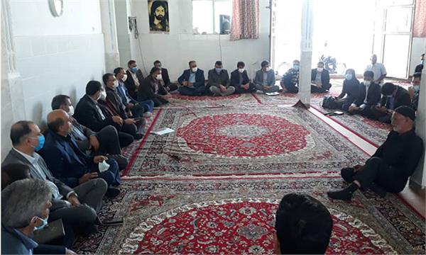 بررسی مشکلات ارتباطی  برخی روستاهای بخش های مرکزی و ساروق شهرستان اراک