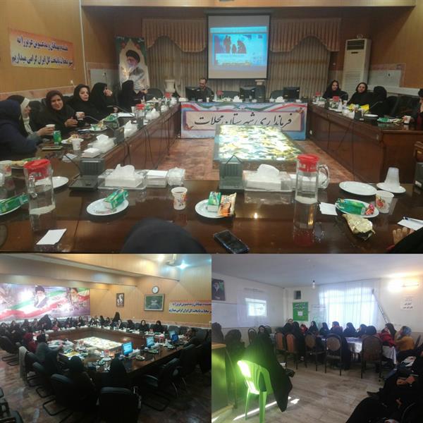 کارگاه آموزشی توانمند سازی بانوان برای کارآفرینی از طریق ICT در شهرستان محلات و روستای نخجیروان استان مرکزی برگزار شد
