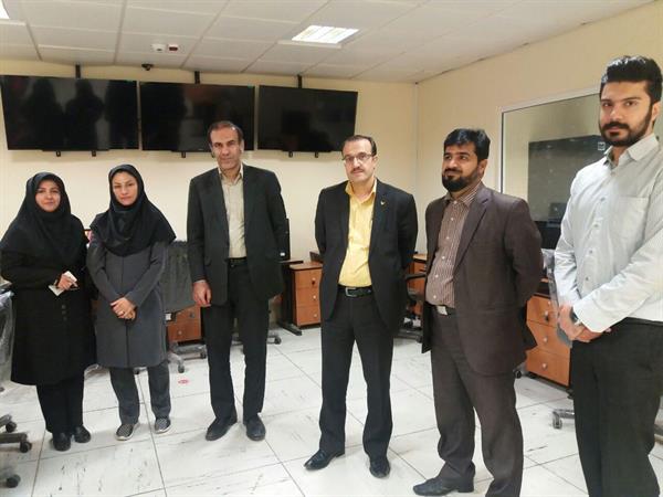 بازدید دکتر رحمانی از اداره کل پست استان مرکزی