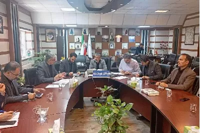 آخرین وضعیت ارتباطی شهرستان شازند؛  وضعیت ارتباطی شهرستان شازند طی جلسه ای مشترک با فرماندار و بخشداران شهرستان مورد رسیدگی