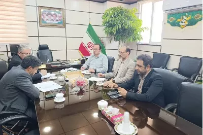 مدیرکل ارتباطات و فناوری اطلاعات استان مرکزی در شهرستان دلیجان؛ مسائل ارتباطی روستاهای شهرستان پیگیری شد